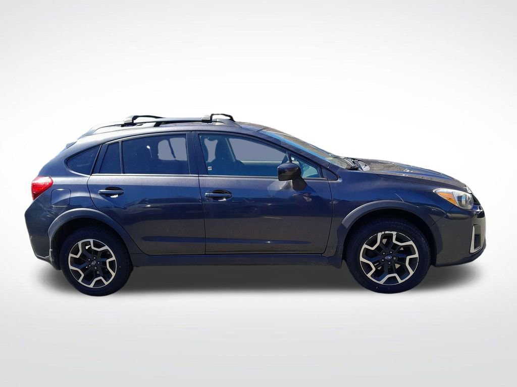 Used 2017 Subaru Crosstrek 2.0i Premium image 9