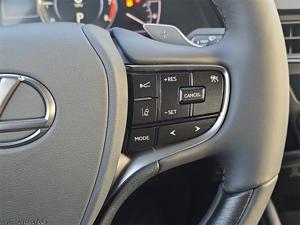 New 2025 Lexus ES 350 Luxury image 18