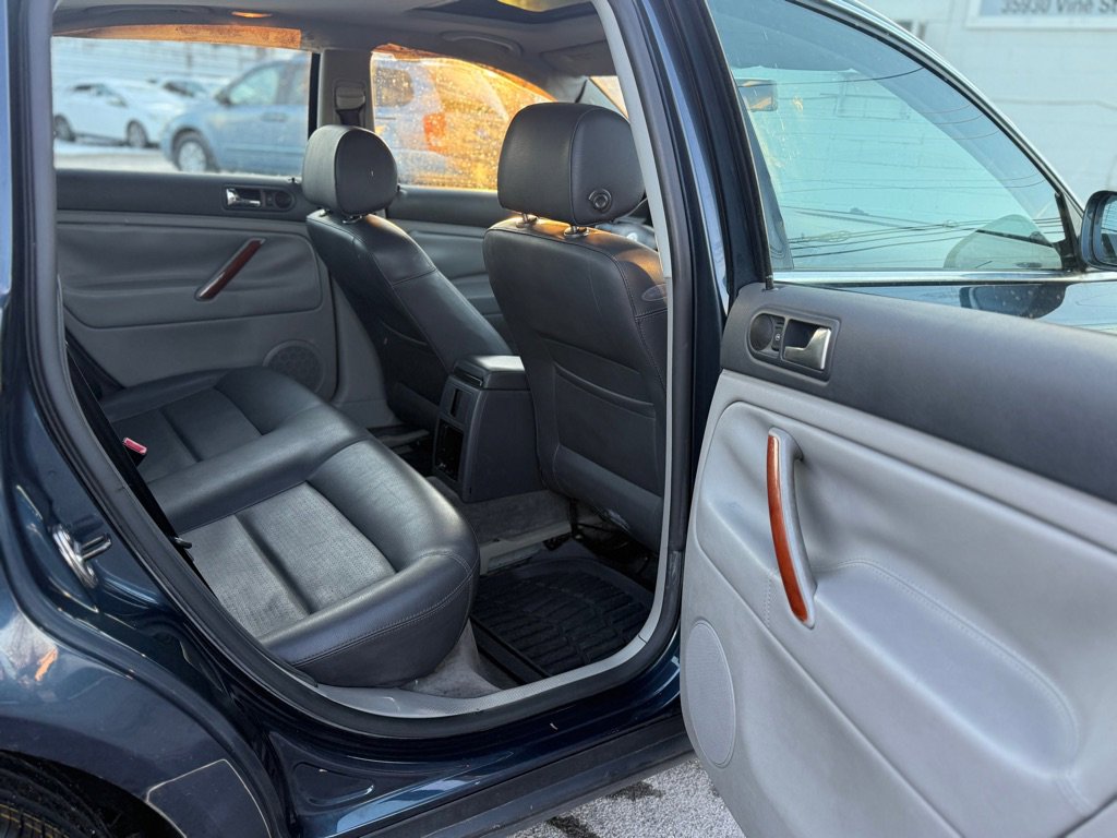 Used 2005 Volkswagen Passat GLS image 13