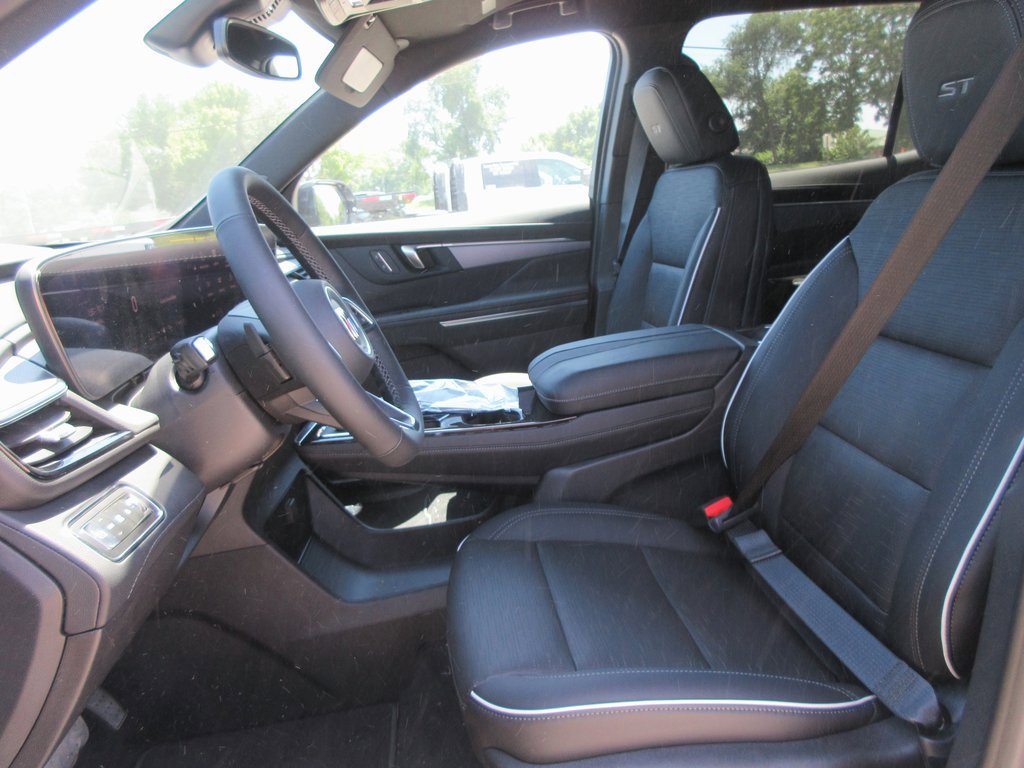 New 2026 Buick Enclave Sport Touring image 13