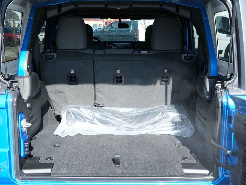 Used 2026 Jeep Wrangler Sport image 31