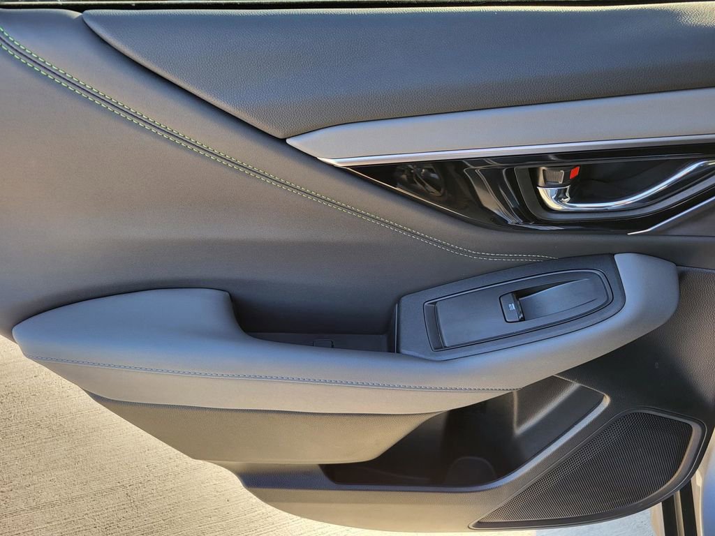 Certified 2025 Subaru Outback Onyx Edition image 12