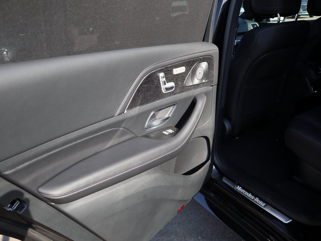 New 2026 Mercedes-Benz GLS 450 4MATIC image 25