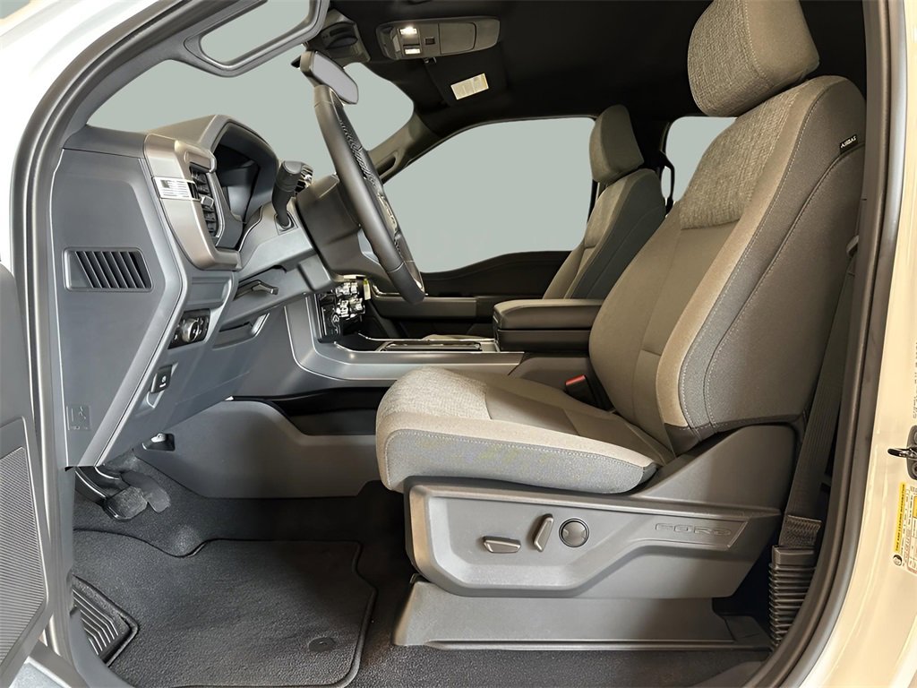 New 2025 Ford F150 XLT w/ Equipment Group 302A MID image 11