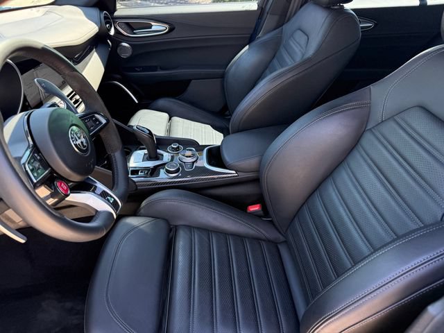 Used 2022 Alfa Romeo Giulia Quadrifoglio w/ Active Assist Plus Package RWD image 10
