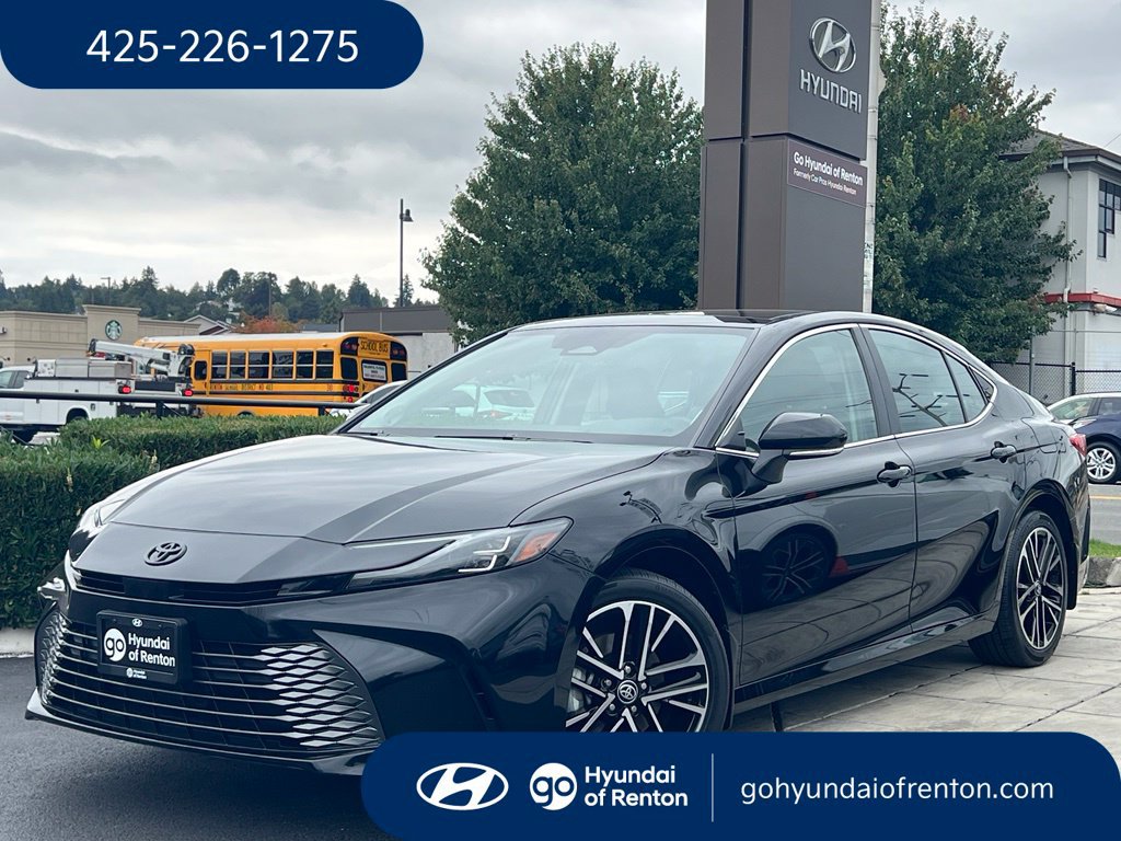 Used 2025 Toyota Camry XLE w/ Premium Package