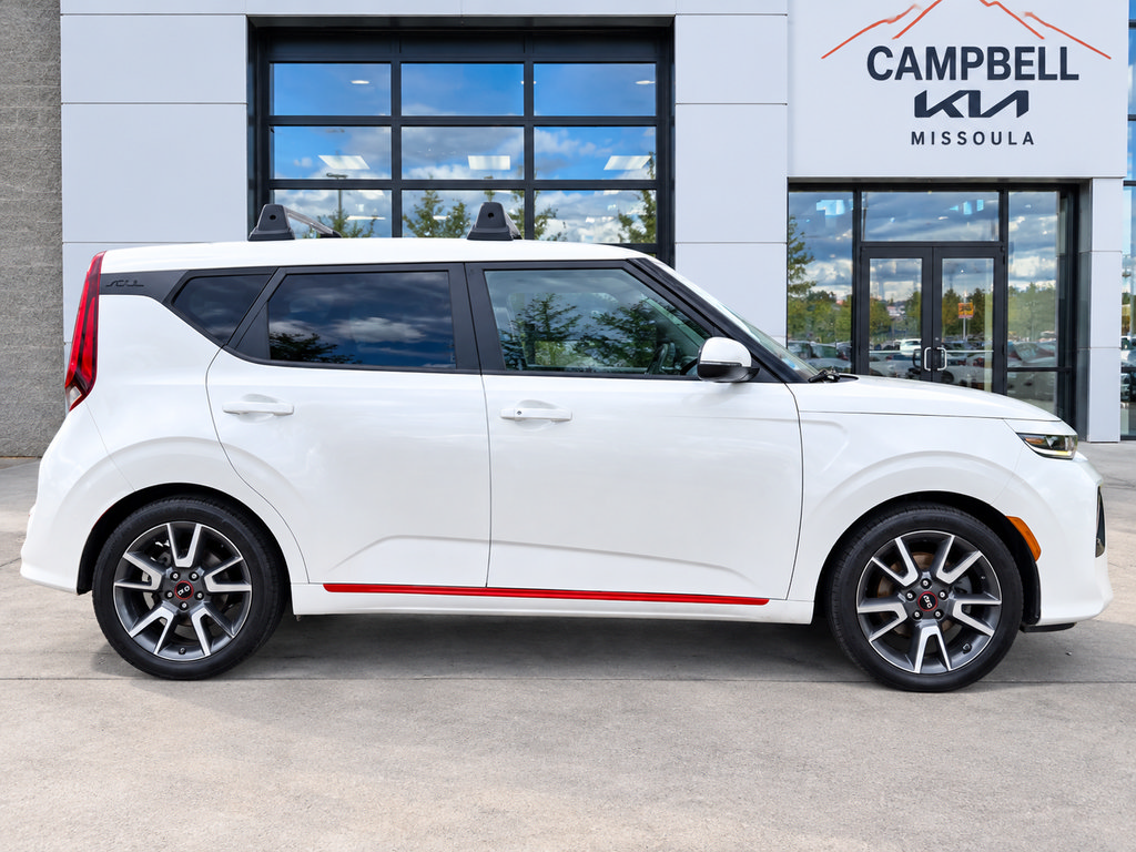 Used 2021 Kia Soul Turbo FWD image 2