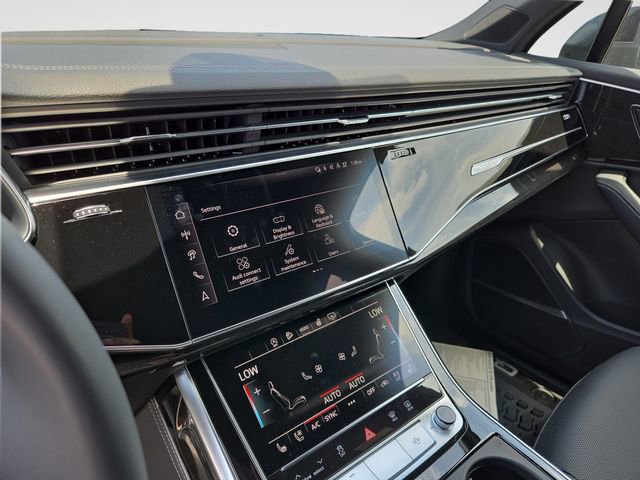 New 2026 Audi Q7 3.0T Premium Plus AWD/4WD image 22