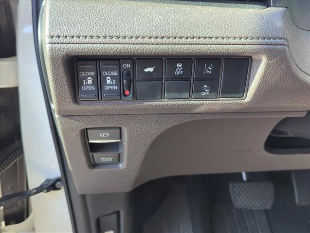 Used 2018 Honda Odyssey EX-L image 11