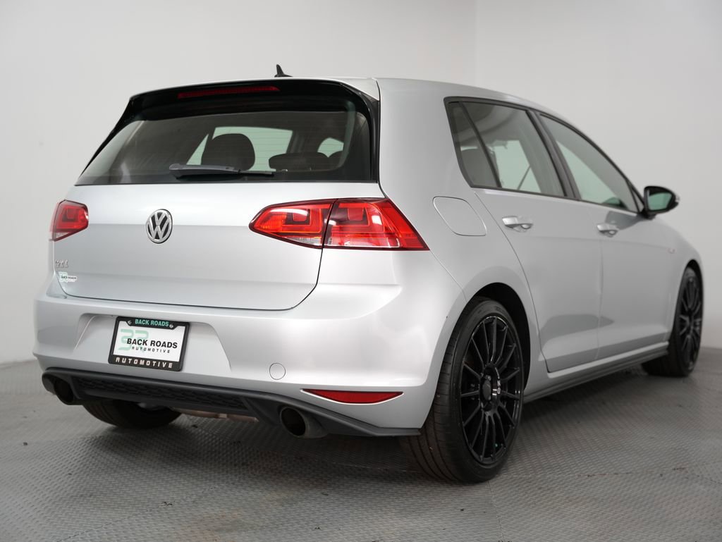 Used 2015 Volkswagen GTI SE FWD image 9