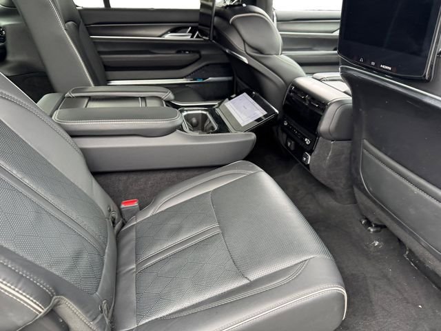 Certified 2025 Jeep Grand Wagoneer Series II Obsidian w/ Quick Order Packagew 28T AWD/4WD image 15