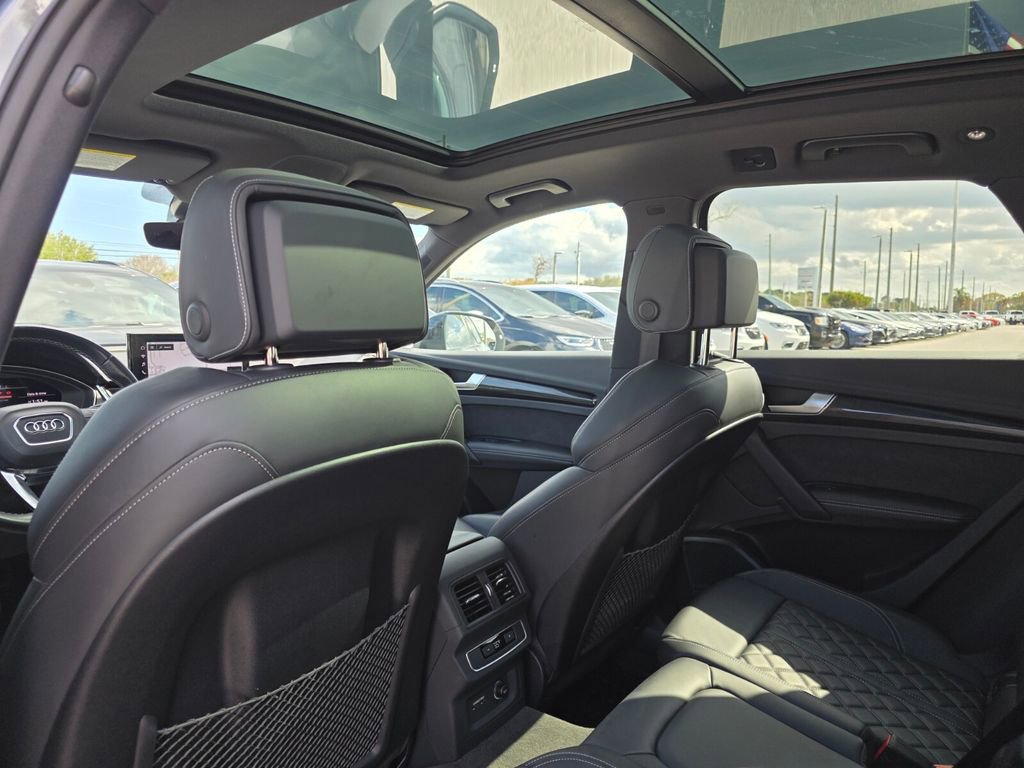 Used 2023 Audi SQ5 Premium Plus w/ Premium Plus Package AWD/4WD image 19