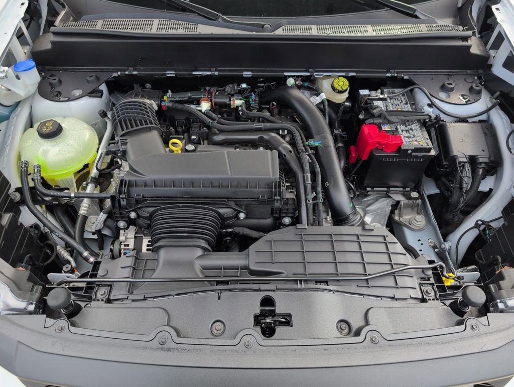 New 2025 Ford Maverick XLT w/ XLT Luxury Package image 32