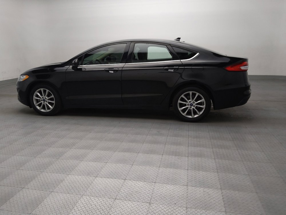 Used 2020 Ford Fusion SE FWD image 3