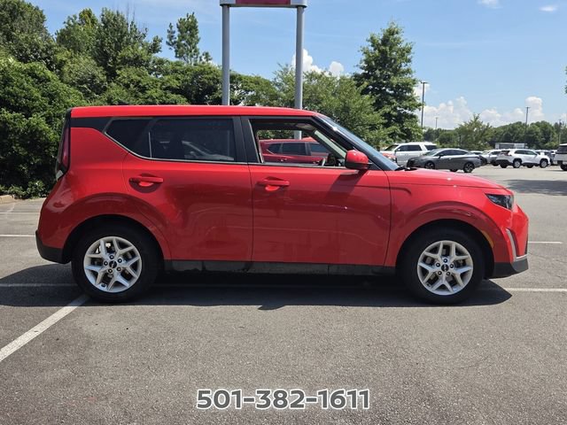 Used 2023 Kia Soul LX w/ LX Technology Package FWD image 6
