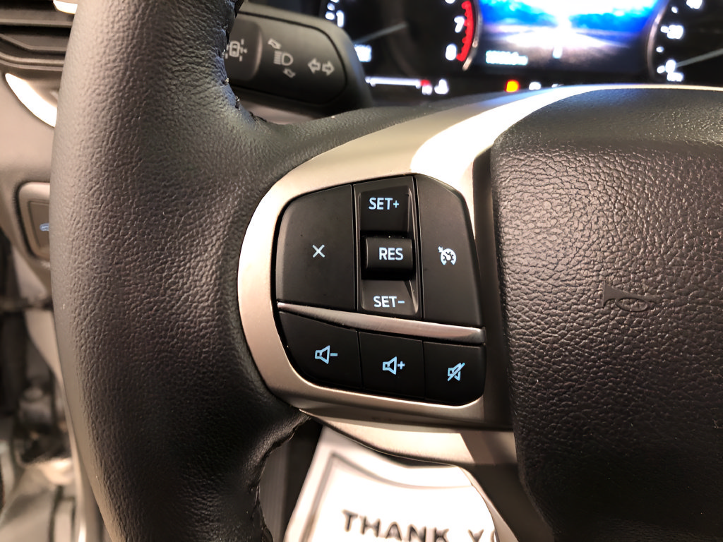 Used 2024 Ford Explorer XLT AWD/4WD image 23