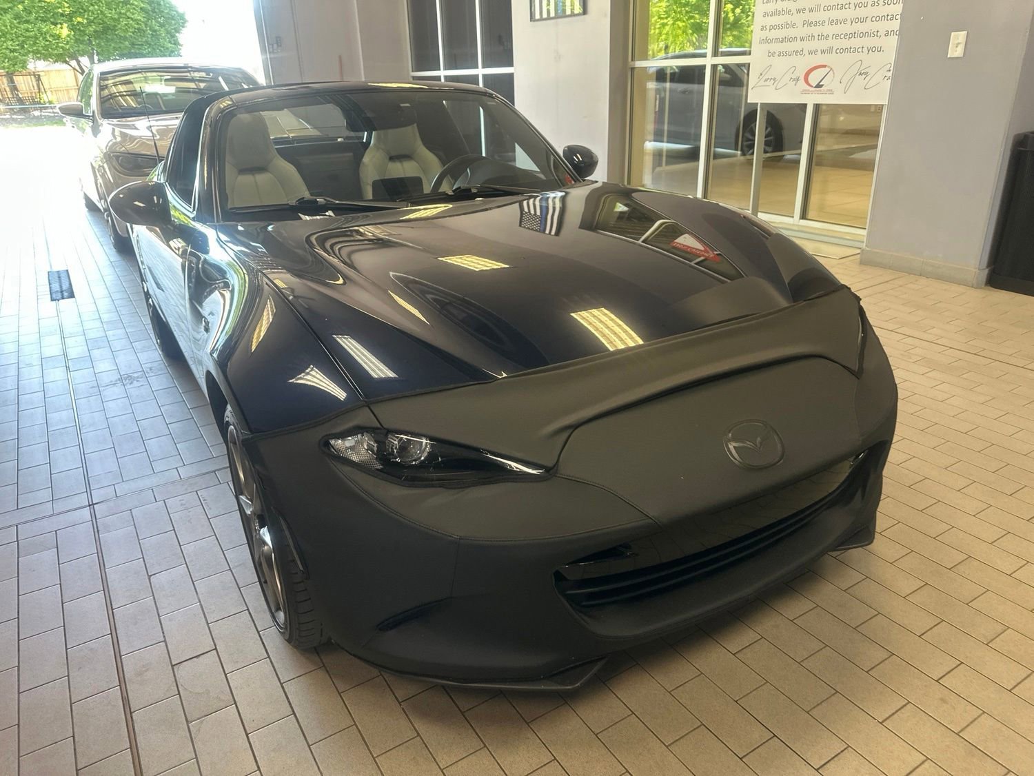 Used 2021 MAZDA MX-5 Miata RF Grand Touring RWD image 2