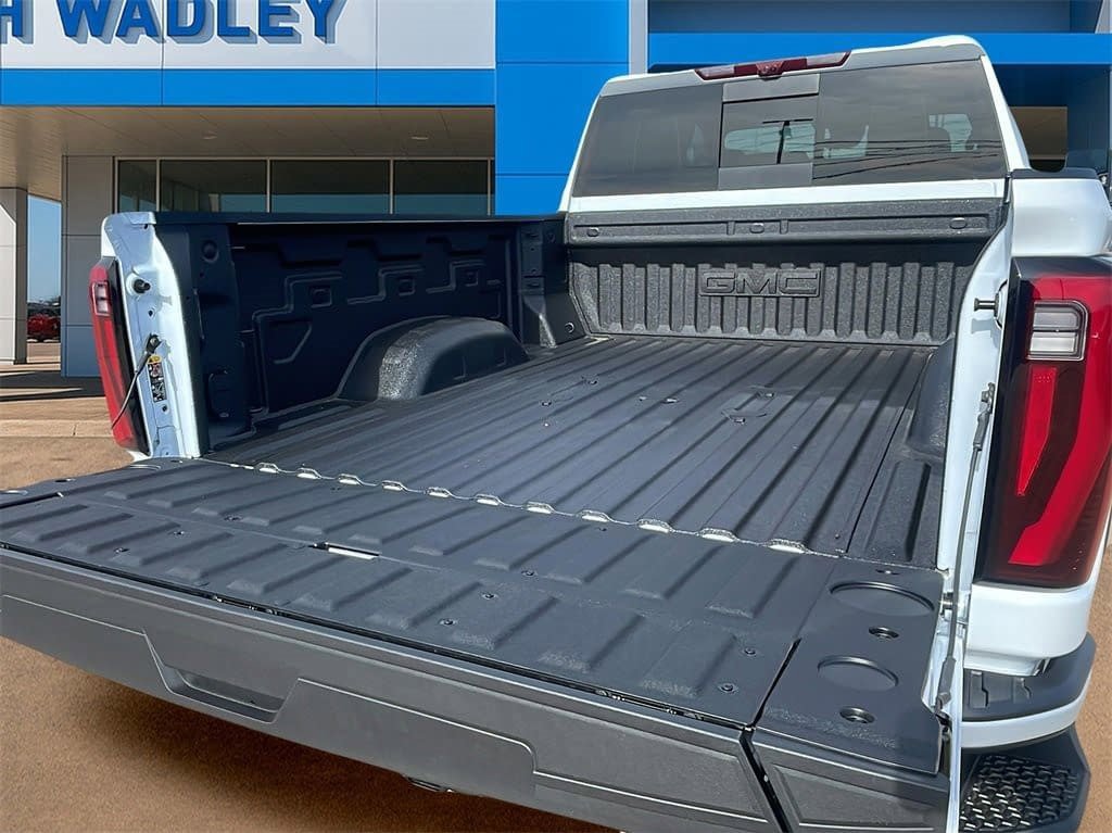 New 2026 GMC Sierra 2500 Denali Ultimate image 10