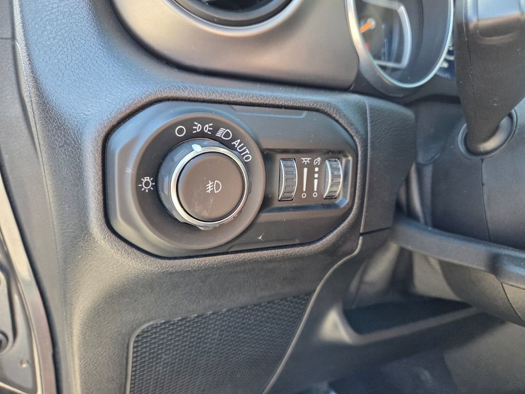 Used 2020 Jeep Wrangler Unlimited Sport S AWD/4WD image 23