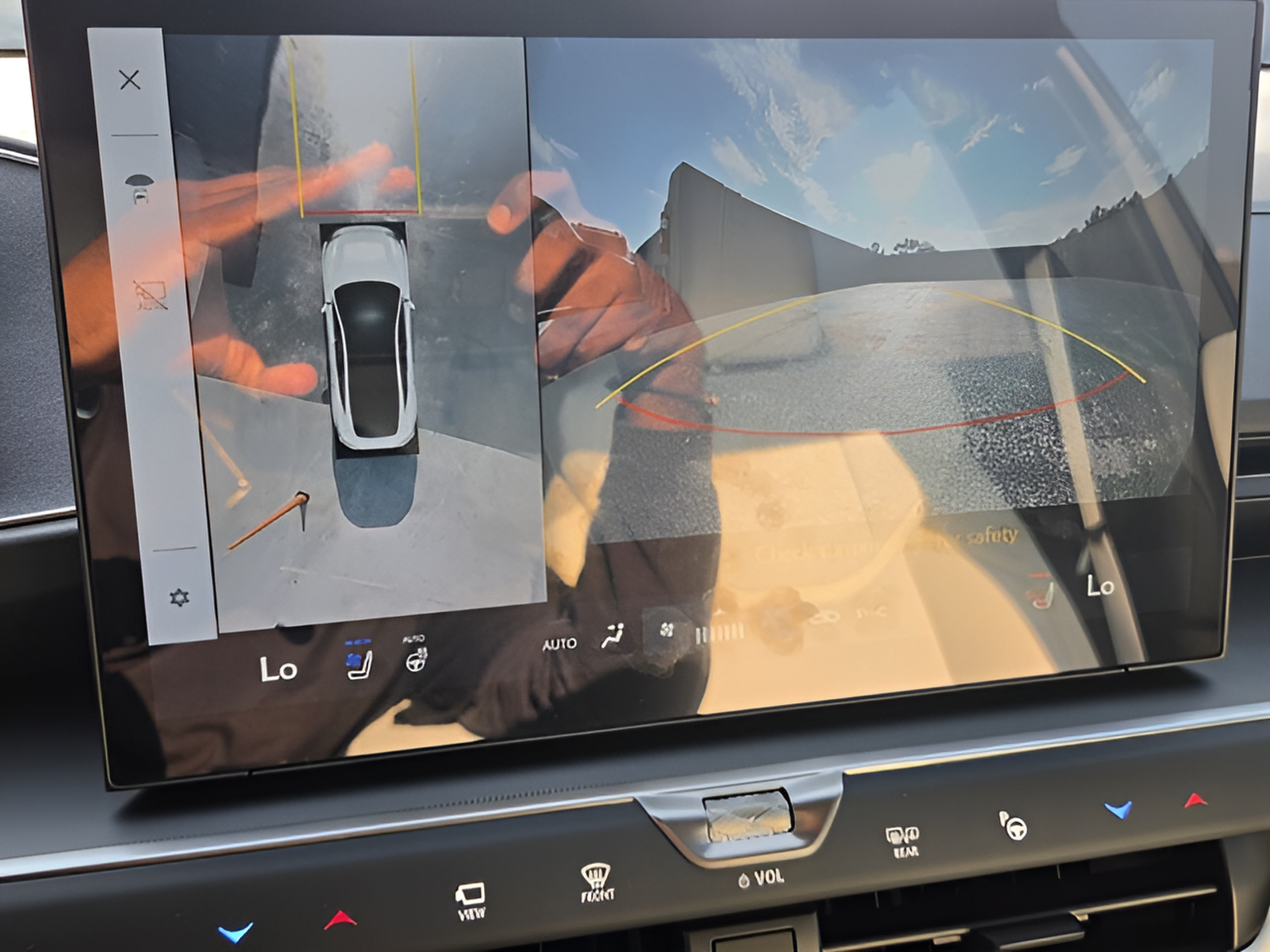 New 2026 Lexus ES 350e w/ Accessory Package (Z2) FWD image 20