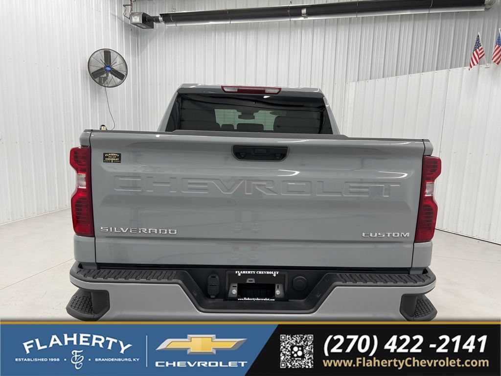 Used 2025 Chevrolet Silverado 1500 Custom RWD image 4