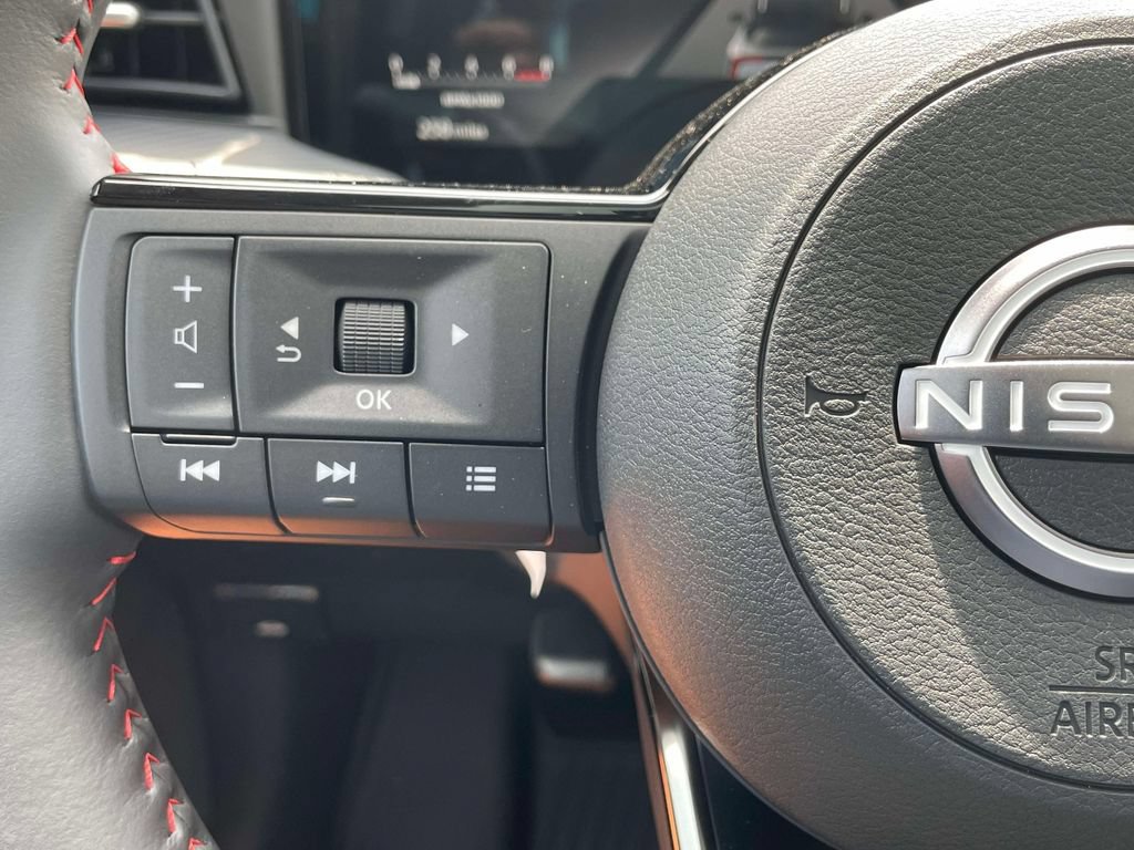 New 2026 Nissan Kicks SR w/ SR Premium Package FWD image 23