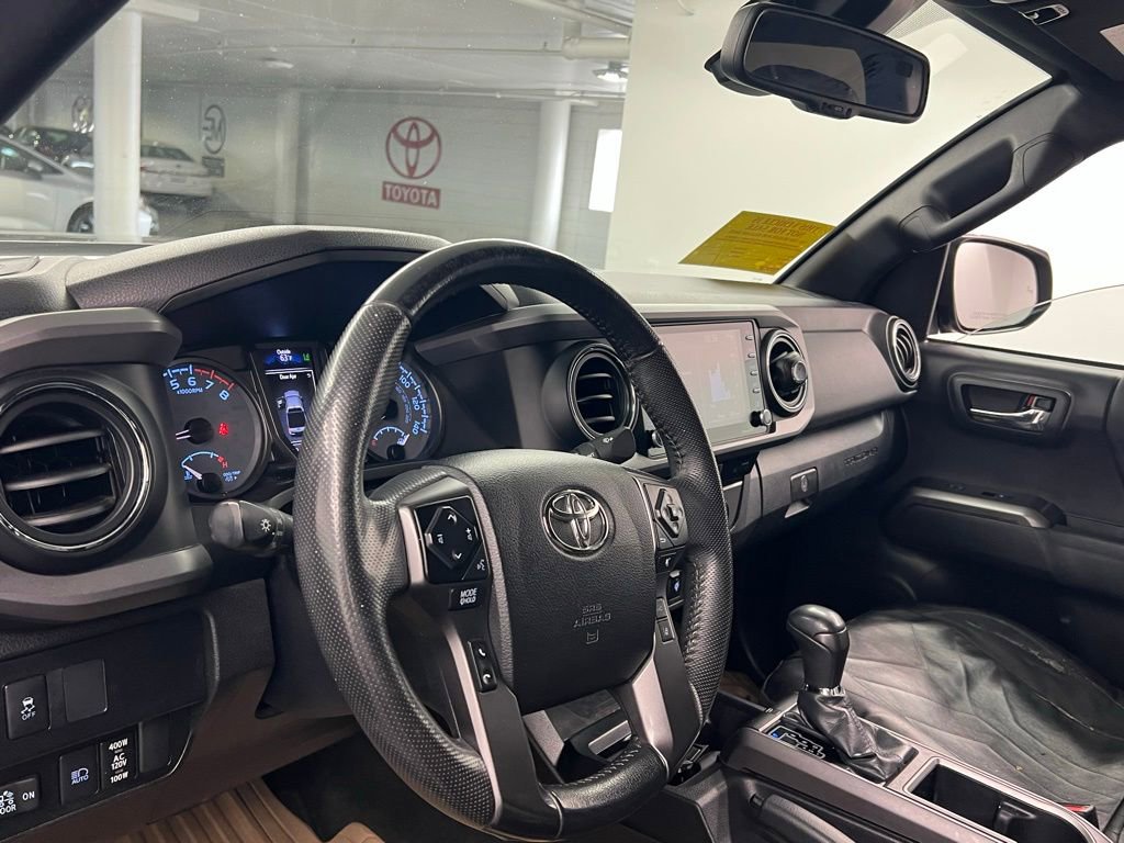 Used 2022 Toyota Tacoma TRD Off-Road w/ Technology Package image 7