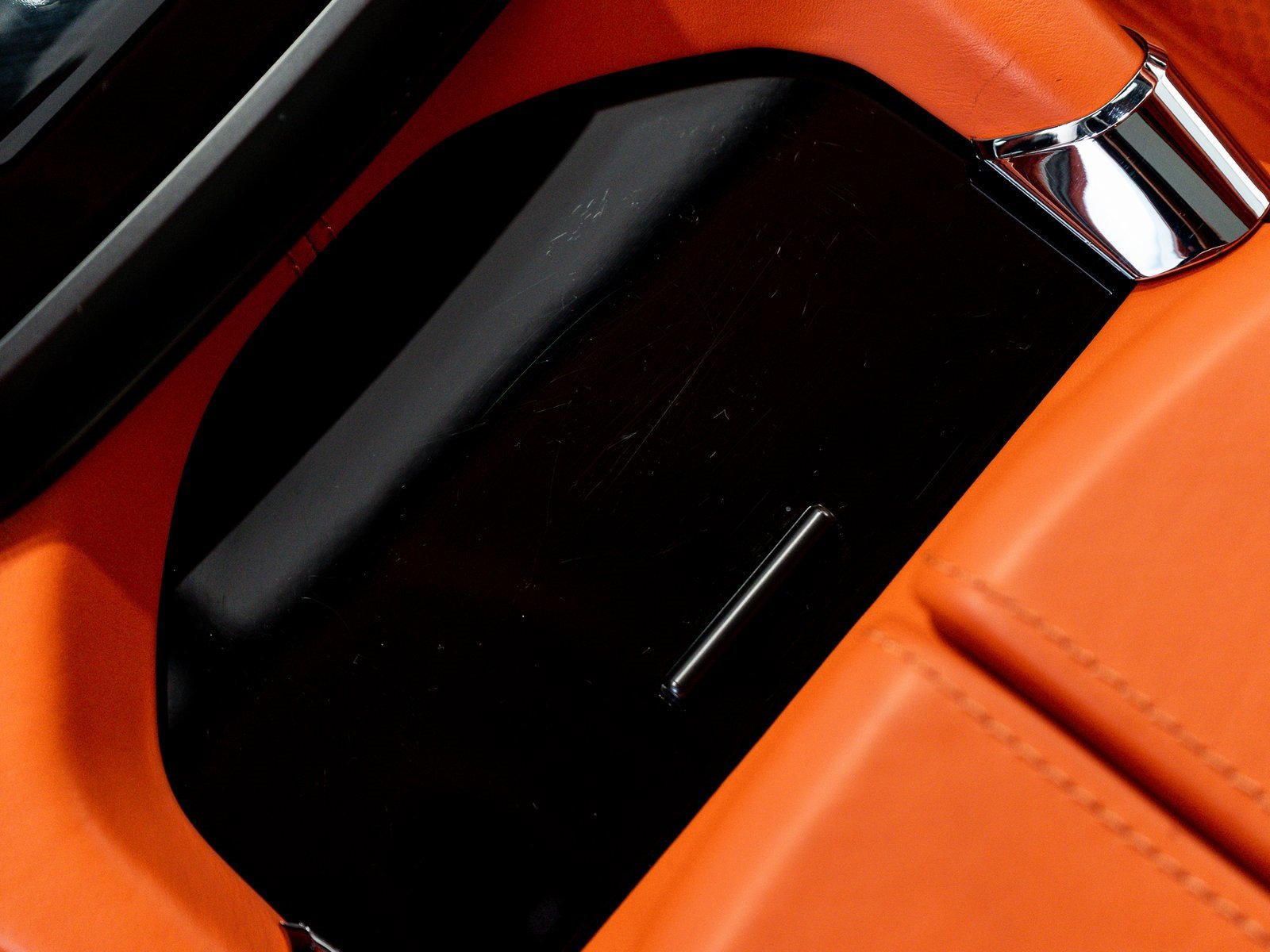 Used 2025 Aston Martin DBX 707 image 33