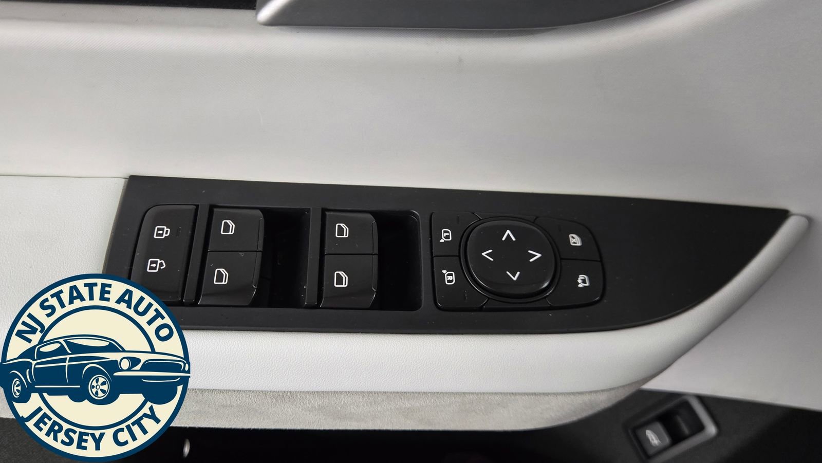 Used 2023 Fisker Ocean One image 22