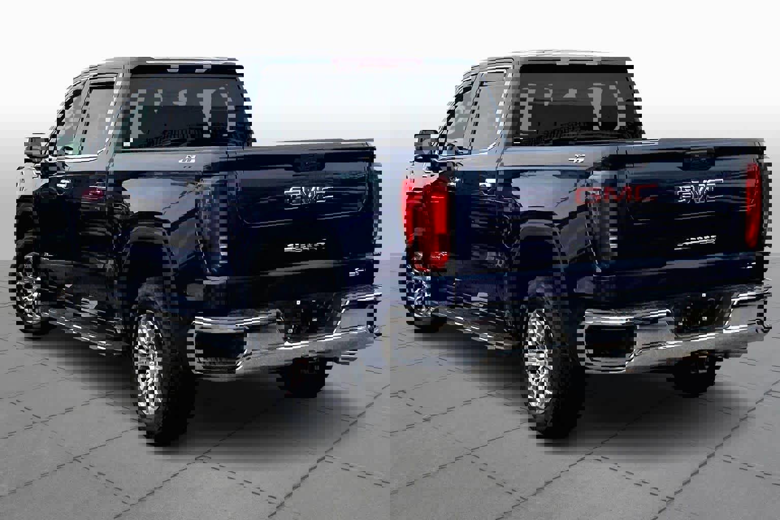 Used 2023 GMC Sierra 1500 SLT w/ SLT Convenience Package image 11