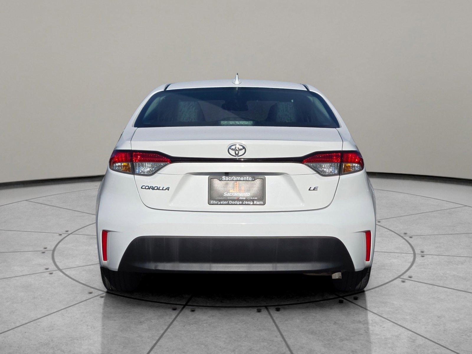 Used 2024 Toyota Corolla LE image 5