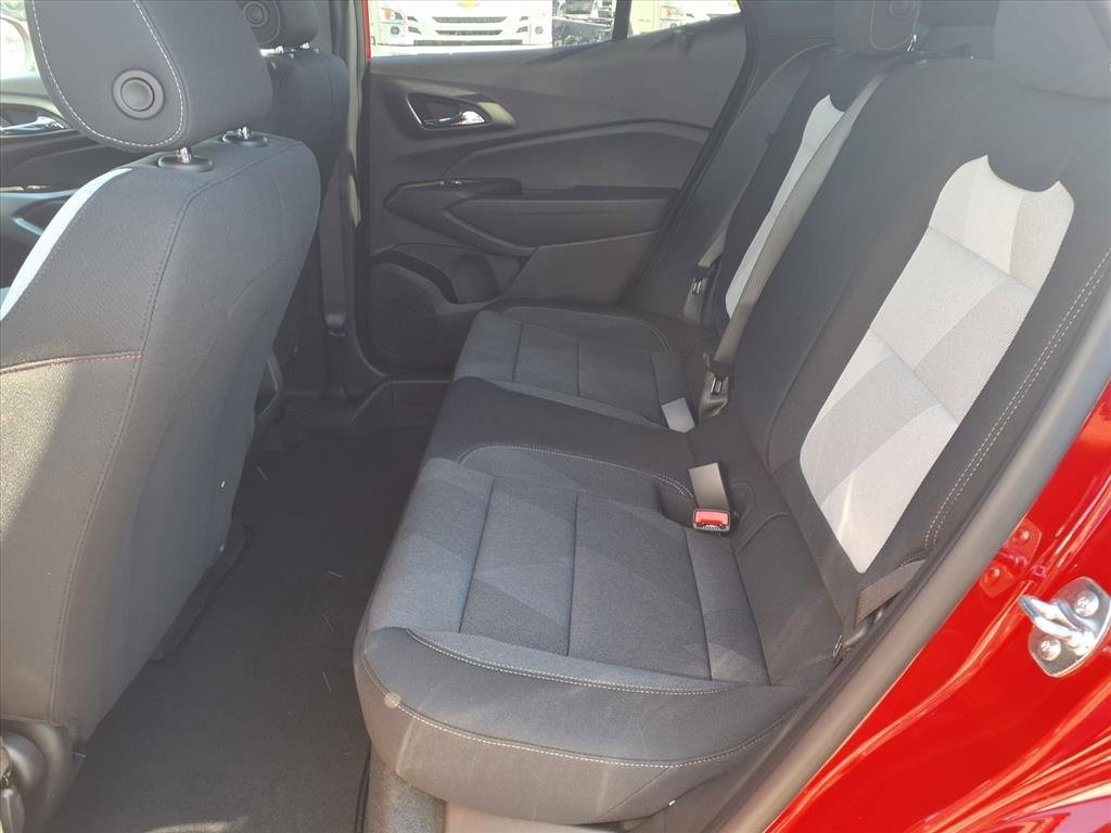 New 2026 Chevrolet Trax RS image 7