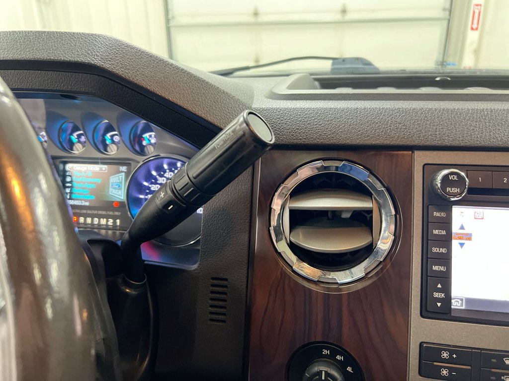 Used 2011 Ford F250 Lariat w/ Lariat Ultimate Pkg AWD/4WD image 18