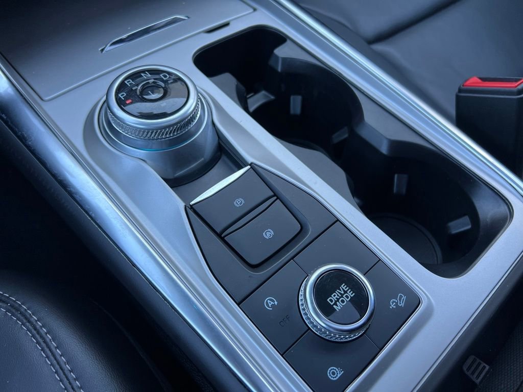 Certified 2023 Ford Explorer XLT w/ Equipment Group 202A image 24