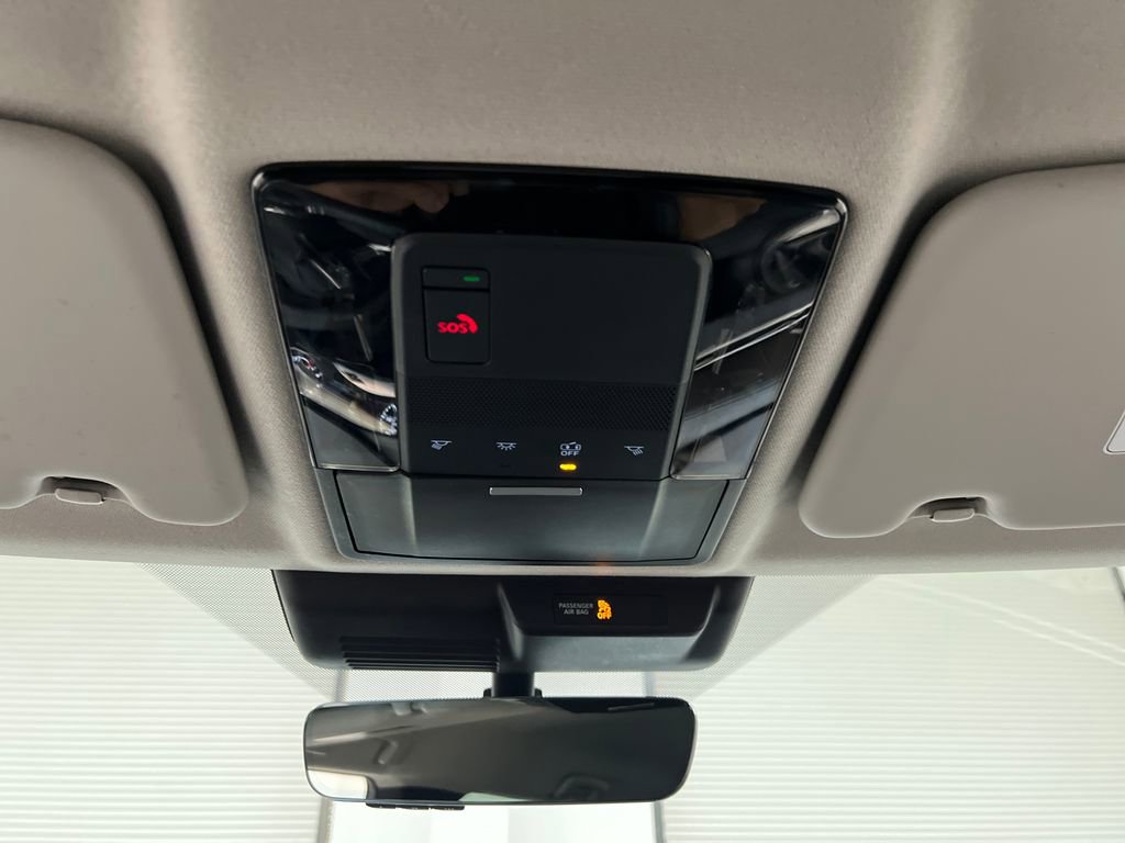 Used 2025 Mitsubishi Outlander SE image 63