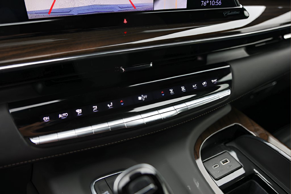 Certified 2024 Cadillac Escalade ESV Sport Platinum w/ LPO, ONYX Package AWD/4WD image 20