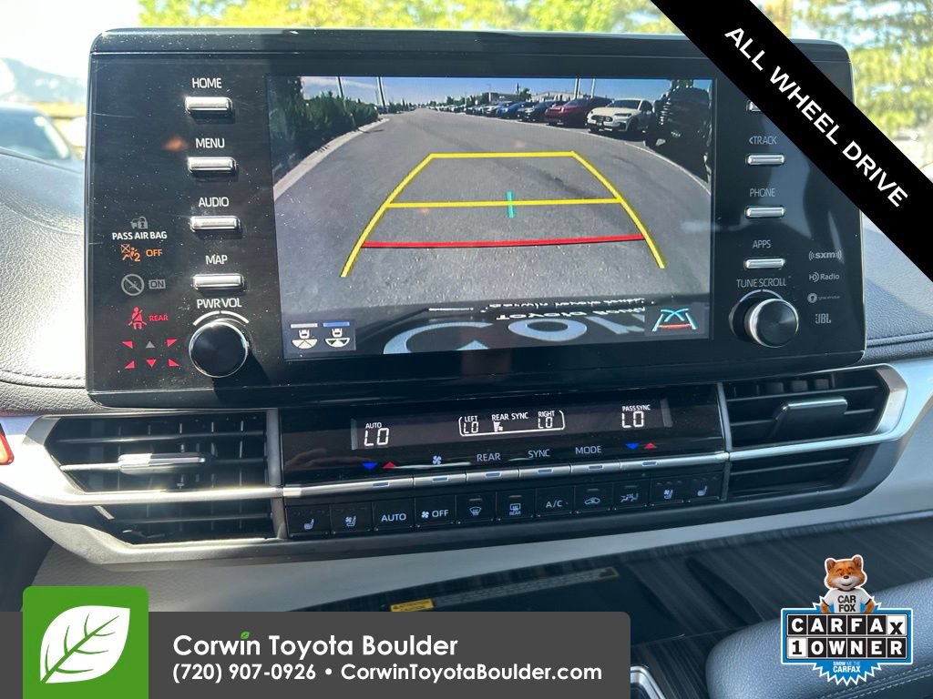 Used 2024 Toyota Sienna Limited AWD/4WD image 32