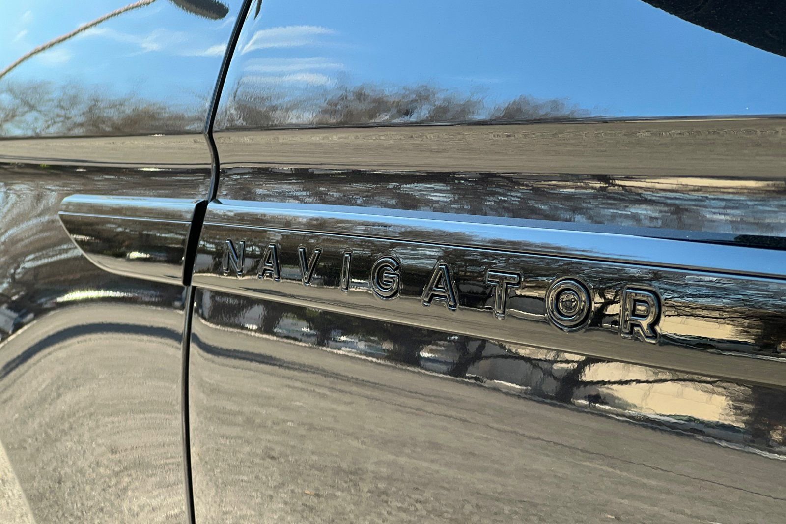 New 2026 Lincoln Navigator Reserve w/ Jet Appearance Package image 7