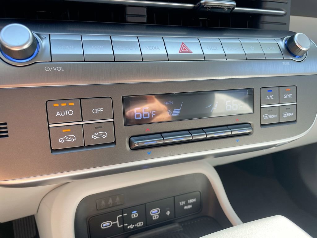 Certified 2026 Hyundai Kona SEL Sport AWD/4WD image 47