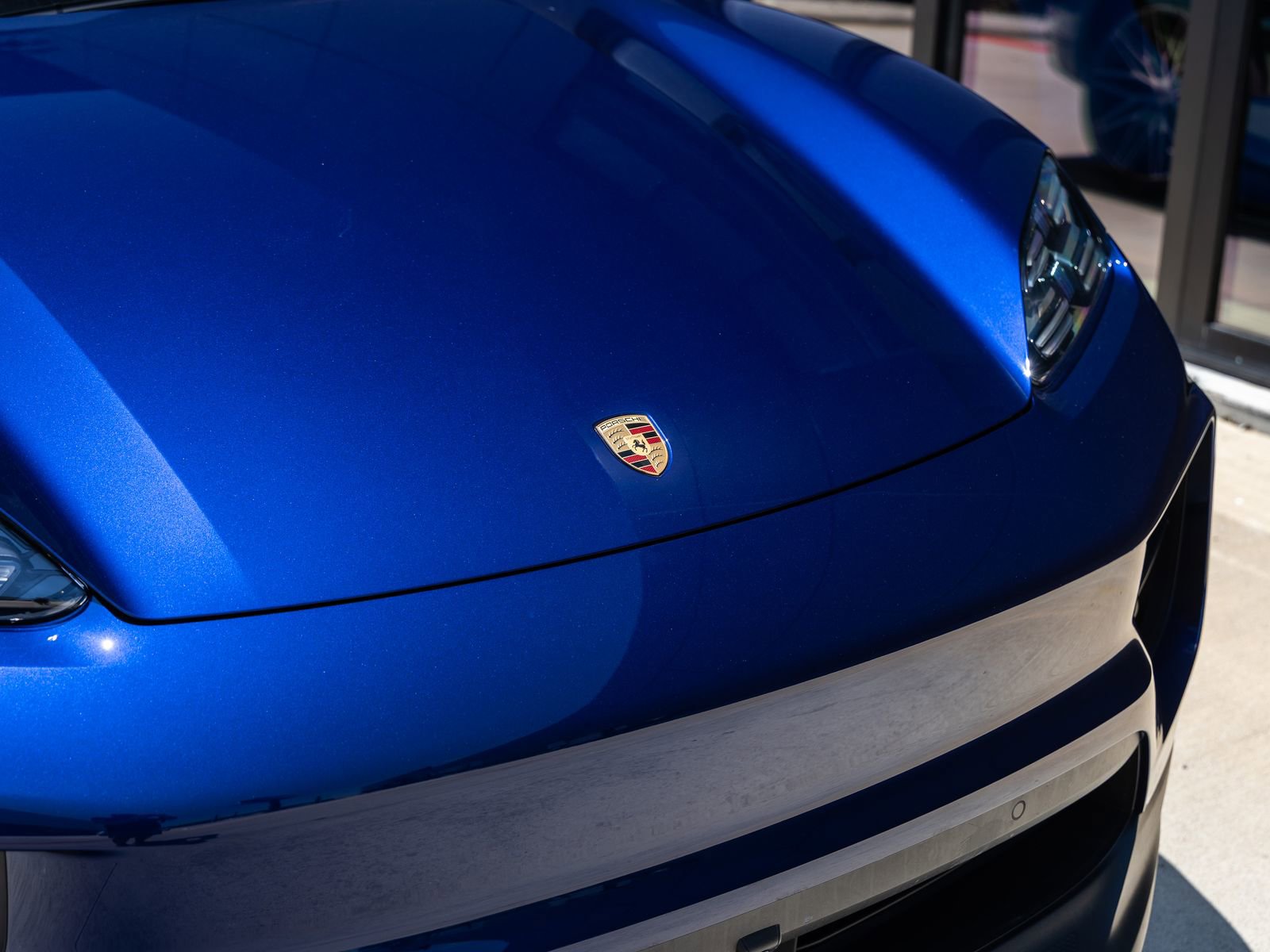 New 2025 Porsche Macan Electric RWD image 19