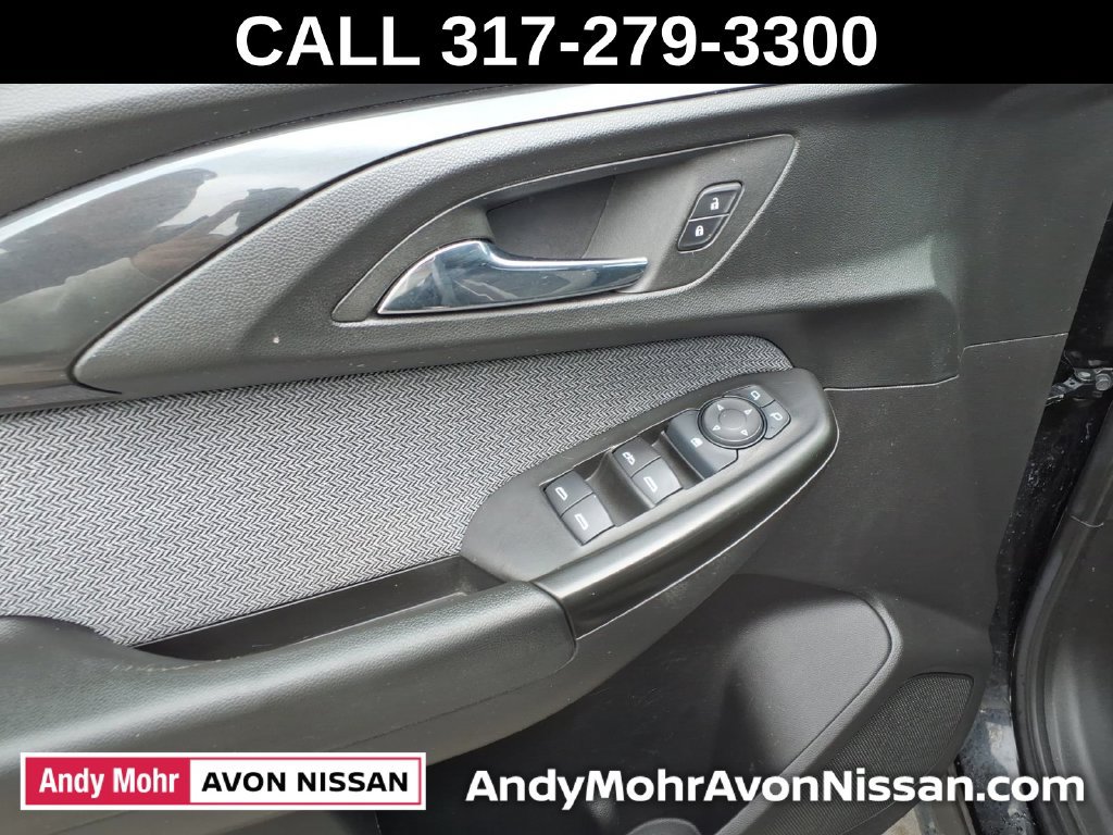 Used 2023 Chevrolet TrailBlazer LT AWD/4WD image 17