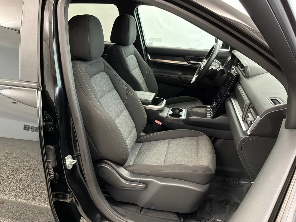 Used 2025 GMC Terrain Elevation AWD/4WD image 28