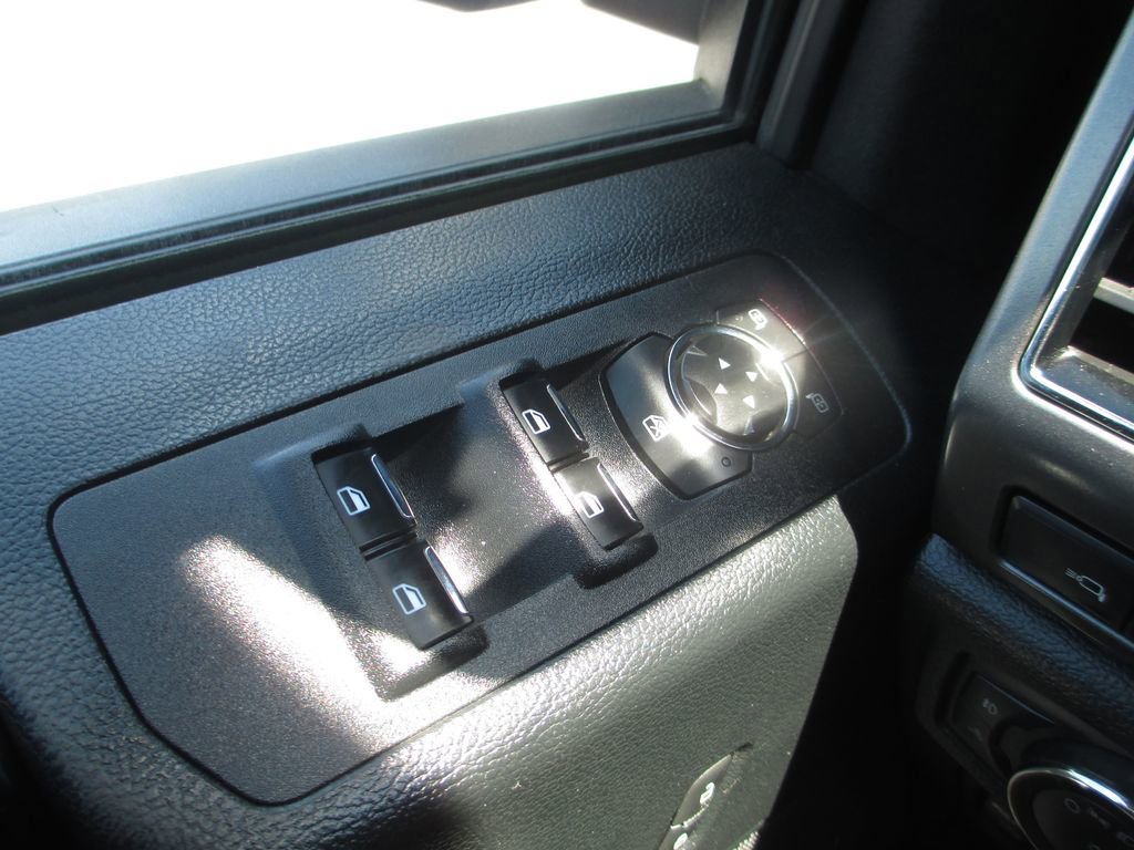 Used 2018 Ford F150 XLT w/ Equipment Group 302A Luxury AWD/4WD image 29