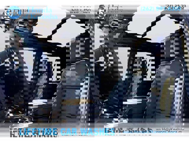 Used 2025 GMC Yukon AT4 Ultimate w/ LPO, Floor Liner Package image 21