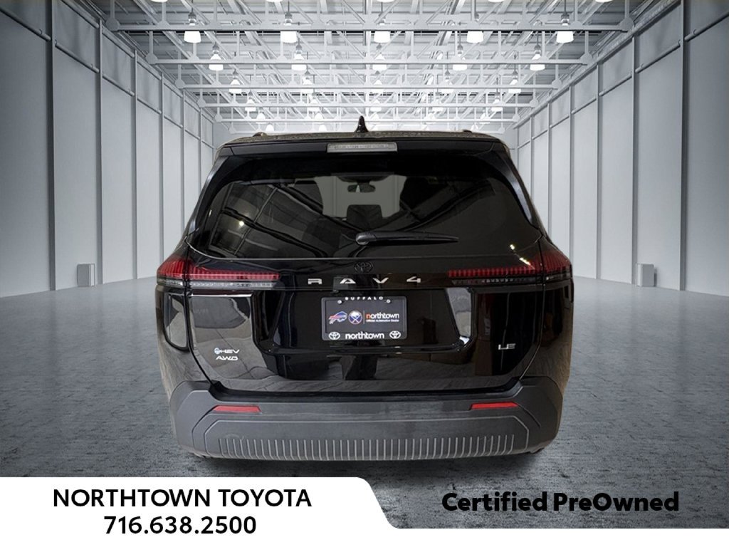 Used 2026 Toyota RAV4 LE AWD/4WD image 8