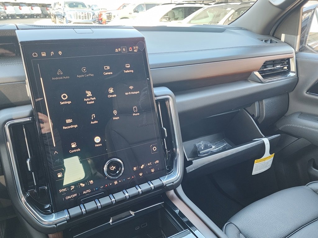 New 2026 GMC Yukon Denali w/ Sun & Power Step Package image 41