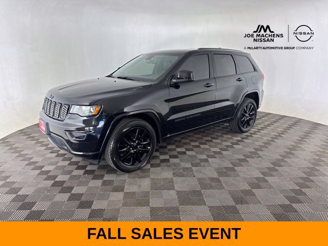 Used 2019 Jeep Grand Cherokee Altitude AWD/4WD image 6