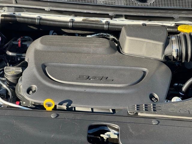 New 2026 Chrysler Pacifica Limited w/ S Appearance Package image 46