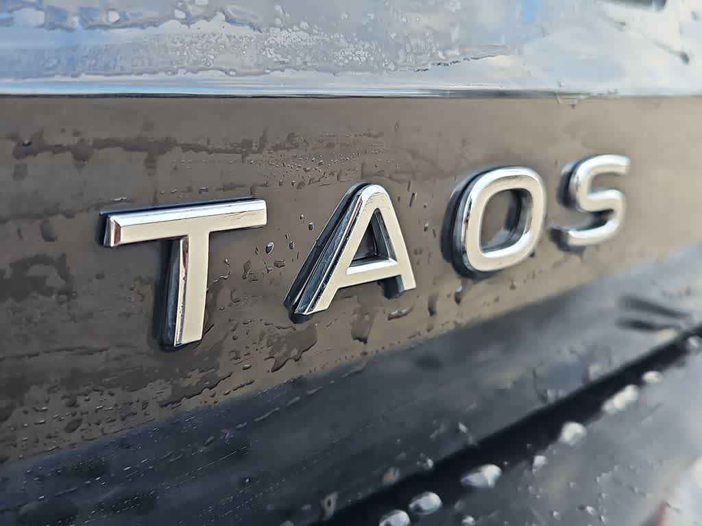Used 2024 Volkswagen Taos SE FWD image 13