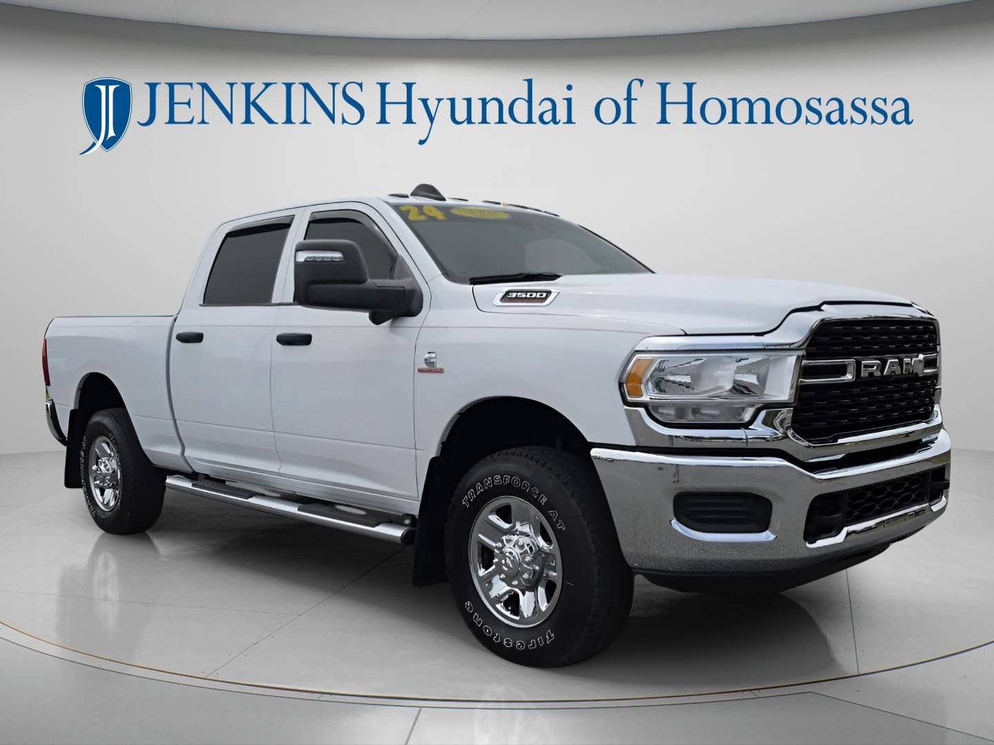 Used 2024 RAM 3500 Tradesman w/ Safety Group AWD/4WD image 12